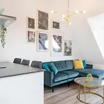 Daire Eindhoven City Suites Hoogstraat E Modern 2P